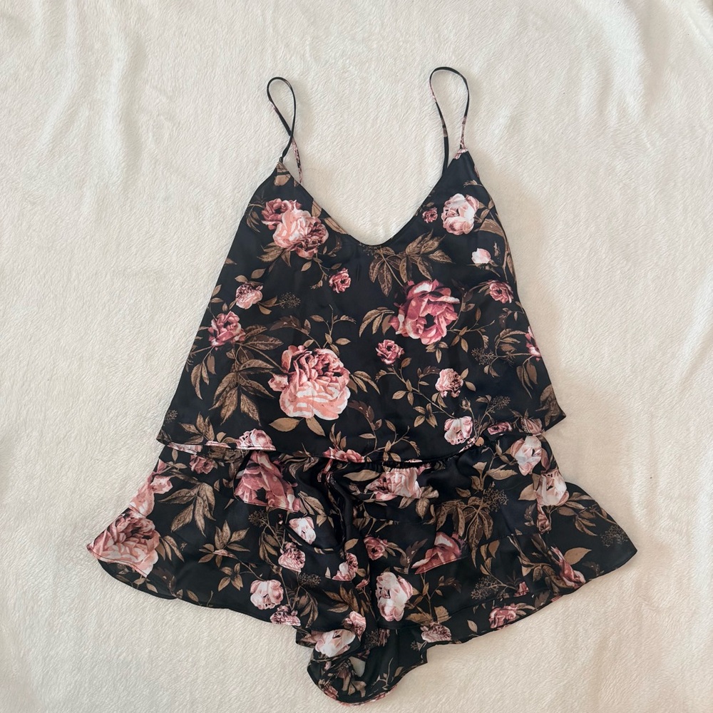 Midnight Bakery Floral Print Flutter Ruffle Sleepwear Set NWT